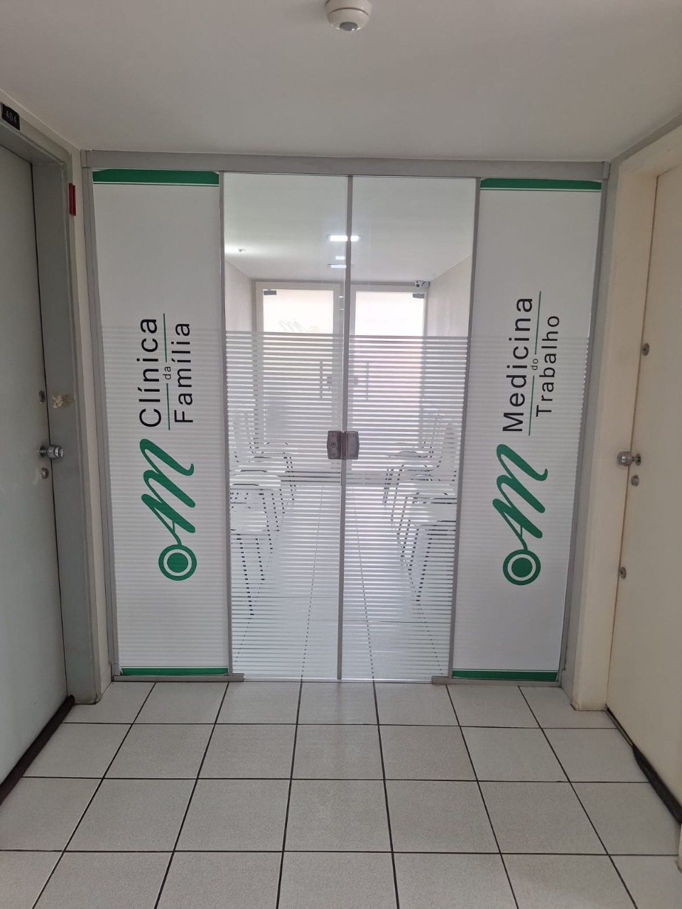Entrada da AM Clínica - Clínica da Família e Medicina do Trabalho